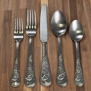 Cambridge Deer II Stainless Flatware 16 Pc Set Stag‎ Elk Rustic Lodge Cabin